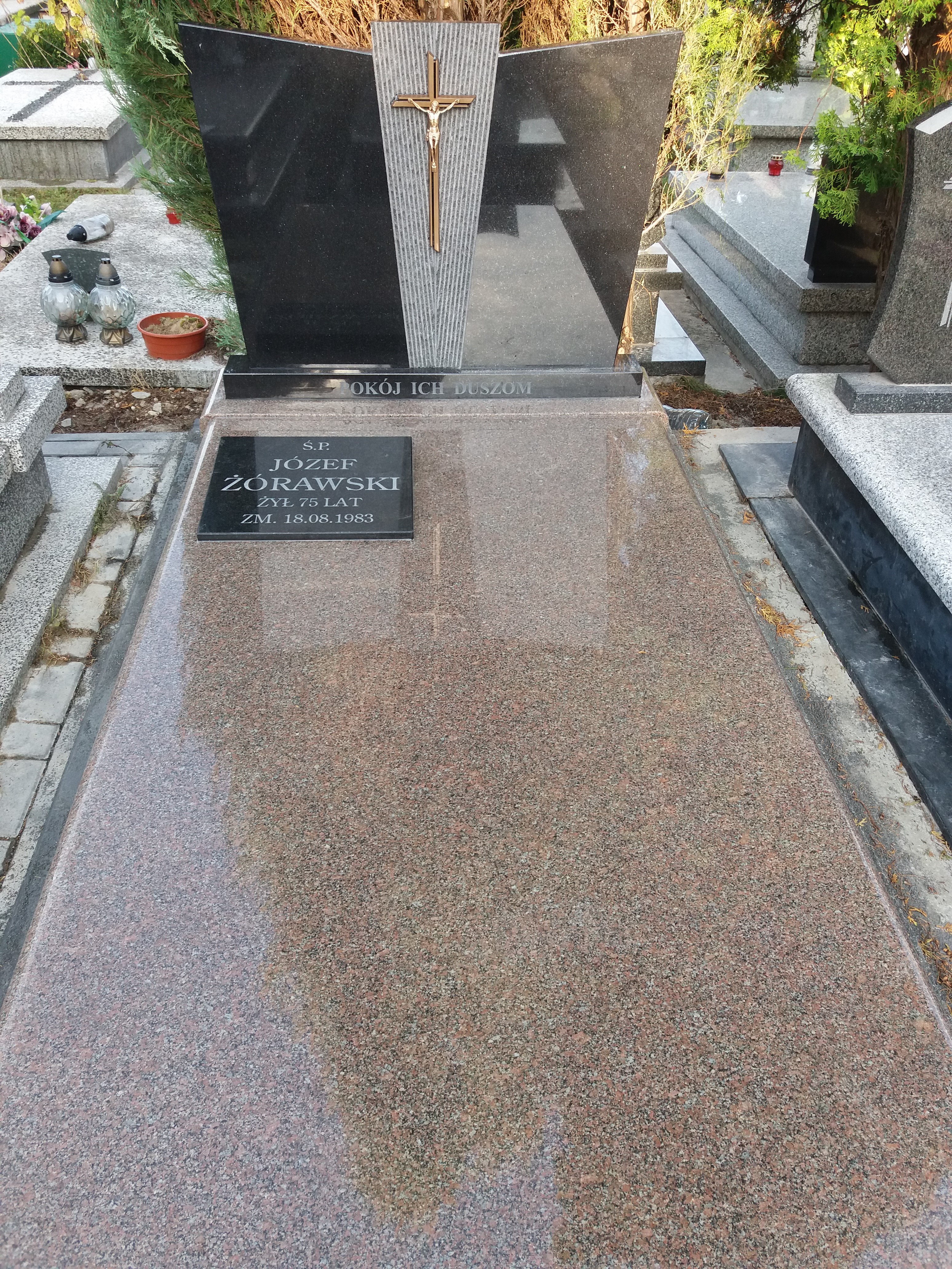 Grób Jerzy Żórawski