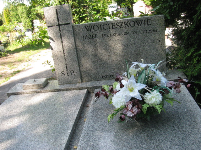 Grób Andrzej Wojcieszek