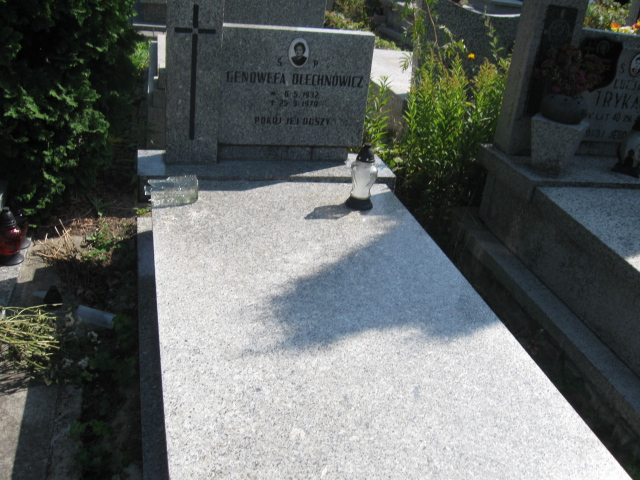 Grób Witold Olechnowicz