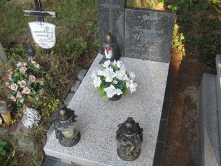 Grób Adam  Dobrzyński