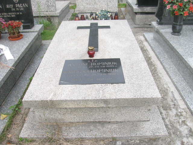 Grób Edward Hominiuk
