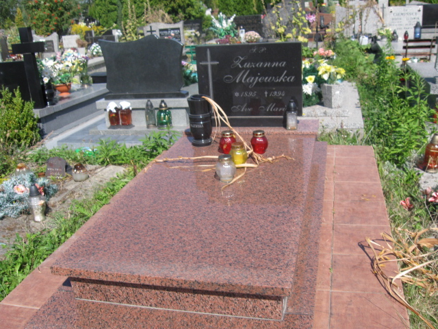 Grób Barbara Mitrus