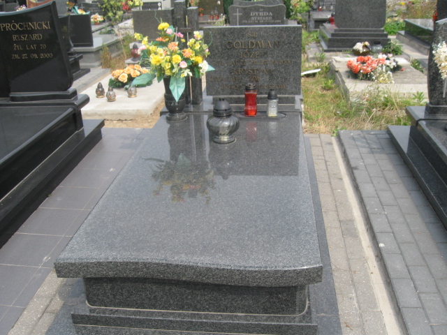 Grób Janusz Kubiński