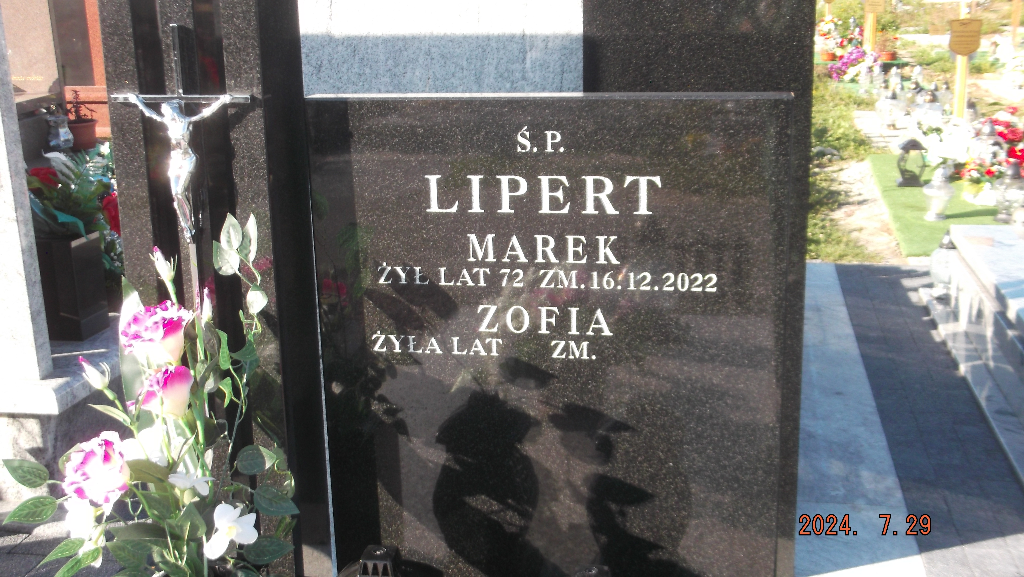 Grób Marek Lipert